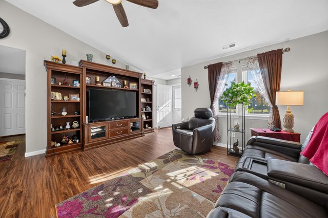 12420 W 4th Ave, Airway Heights, WA 99001