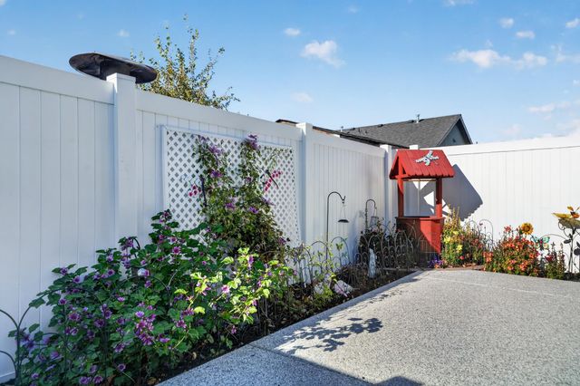 12420 W 4th Ave, Airway Heights, WA 99001