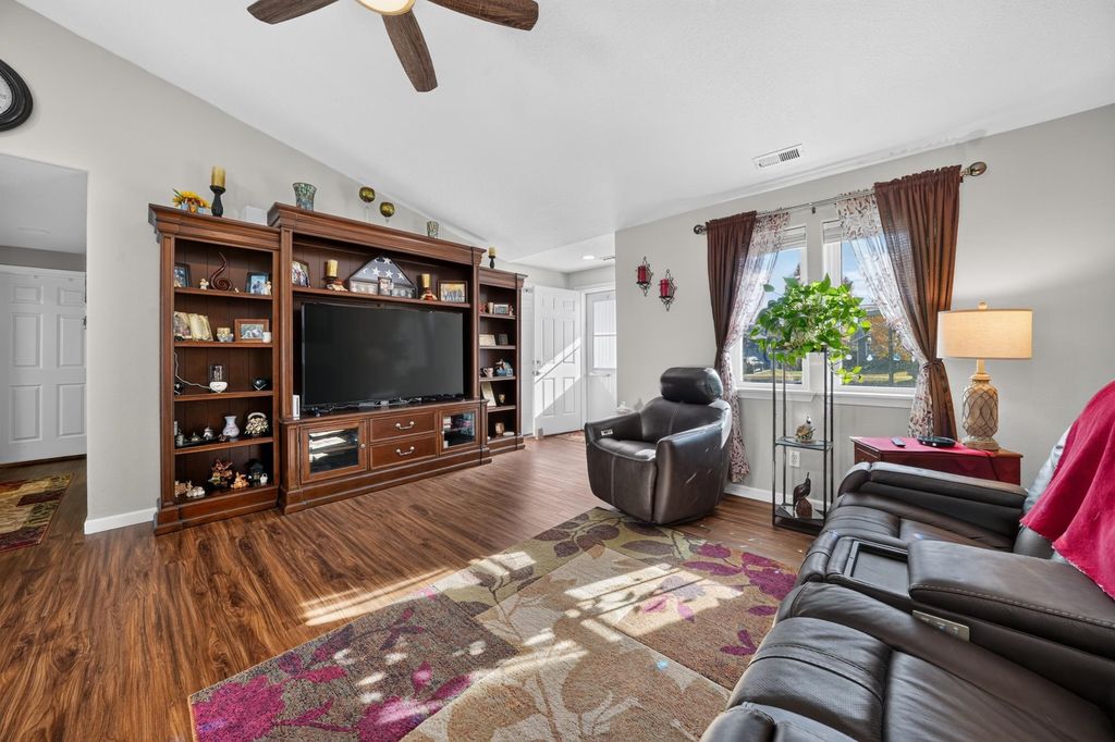 12420 W 4th Ave, Airway Heights, WA 99001 photo 5