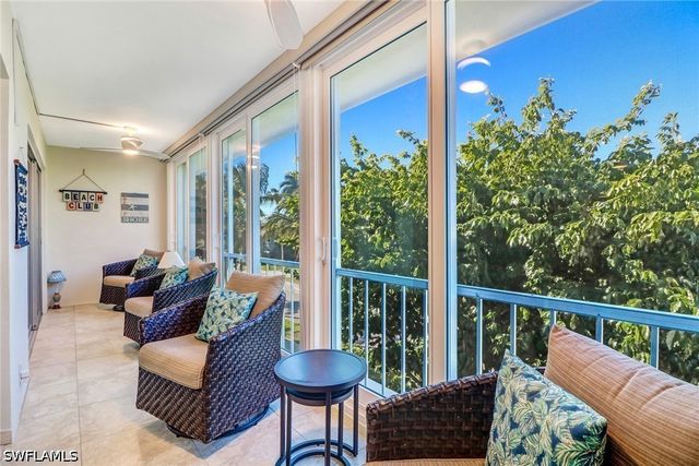 1051 3rd ST S 301, Naples, FL 34102
