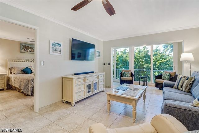 1051 3rd ST S 301, Naples, FL 34102