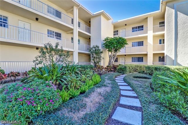 1051 3rd ST S 301, Naples, FL 34102