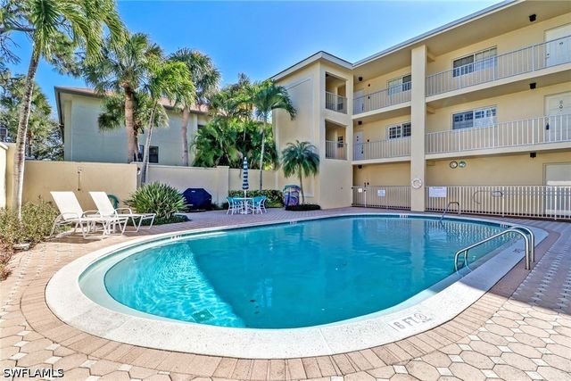 1051 3rd ST S 301, Naples, FL 34102