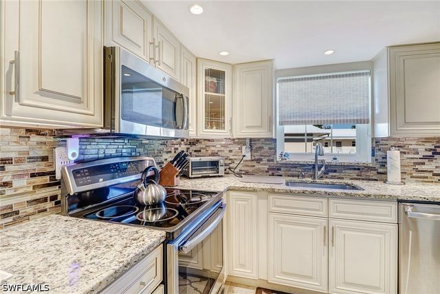 1051 3rd ST S 301, Naples, FL 34102