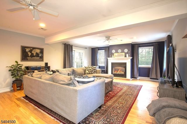 40 Westgate Dr, Sparta Twp., NJ 07871