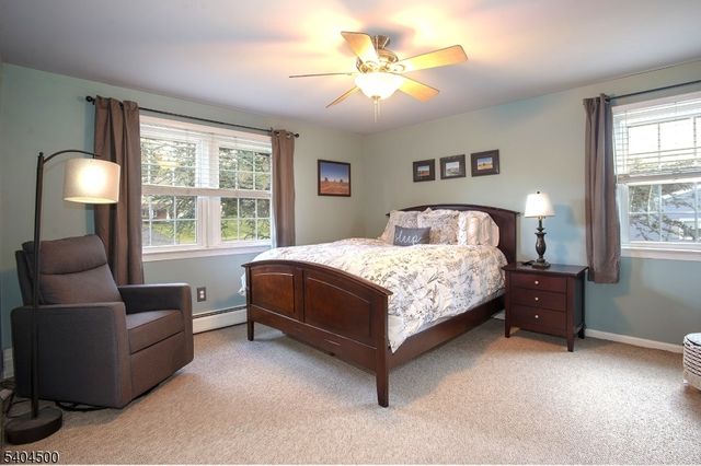 40 Westgate Dr, Sparta Twp., NJ 07871