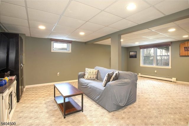 40 Westgate Dr, Sparta Twp., NJ 07871