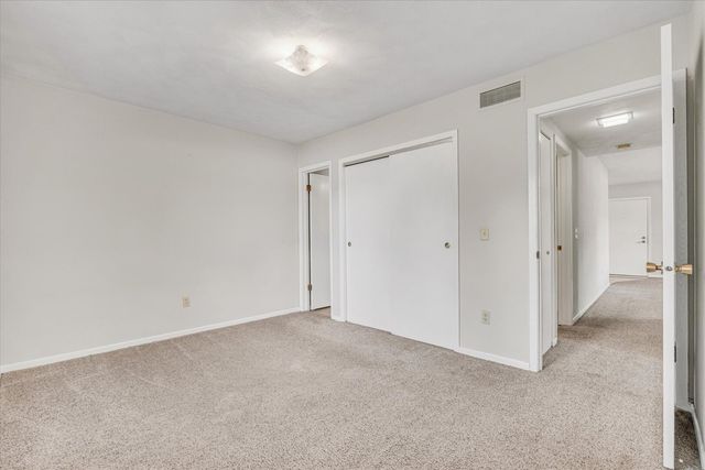 1249 48th Avenue 16, East Moline, IL 61244