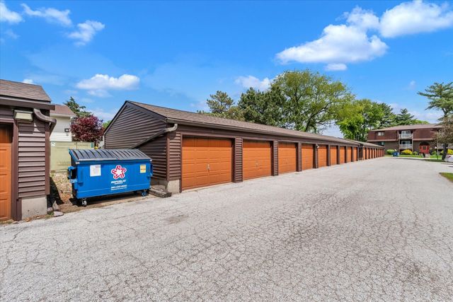 1249 48th Avenue 16, East Moline, IL 61244