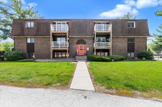 1249 48th Avenue 16, East Moline, IL 61244