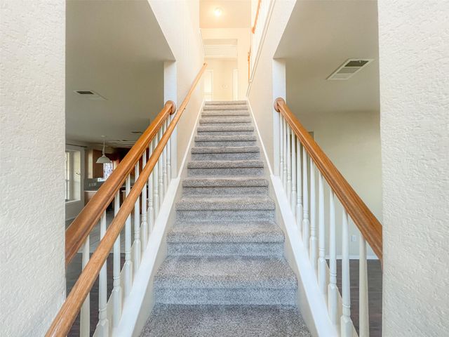 10717 Strand ST, Austin, TX 78748