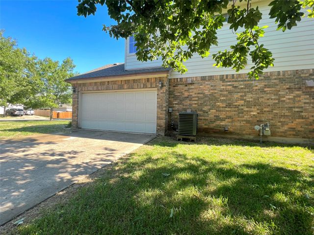 10717 Strand ST, Austin, TX 78748