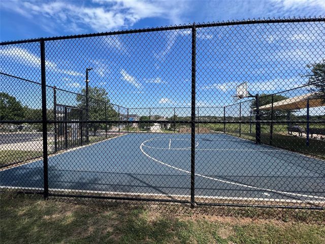 10717 Strand ST, Austin, TX 78748