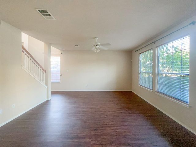 10717 Strand ST, Austin, TX 78748