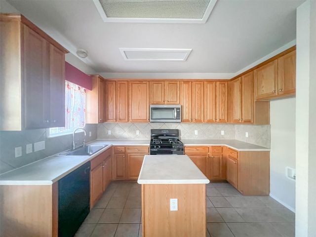 10717 Strand ST, Austin, TX 78748