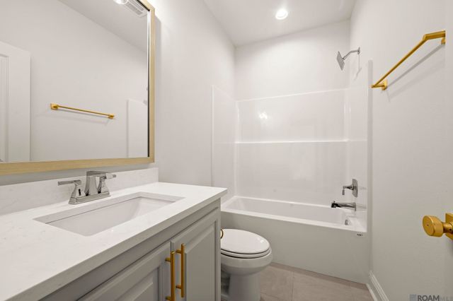 37125 Southdown Circle, Prairieville, LA 70769