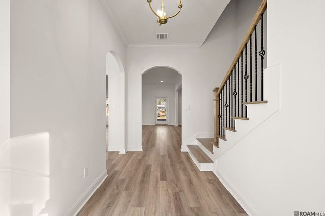 37125 Southdown Circle, Prairieville, LA 70769