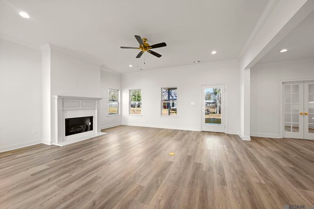 37125 Southdown Circle, Prairieville, LA 70769