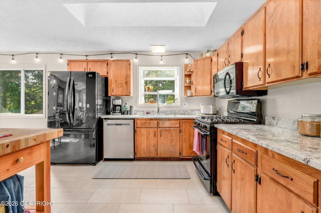 941 Woodmar Place, Anchorage, AK 99515