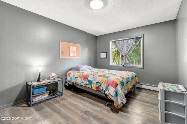 941 Woodmar Place, Anchorage, AK 99515