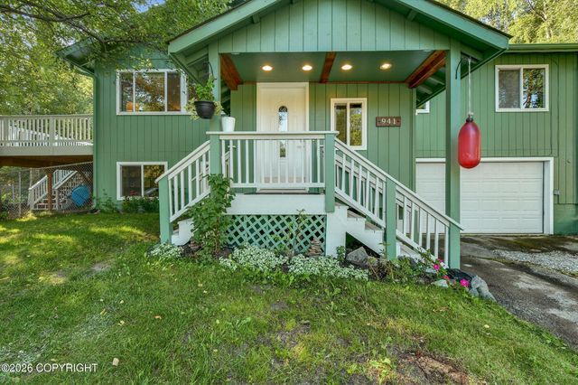 941 Woodmar Place, Anchorage, AK 99515