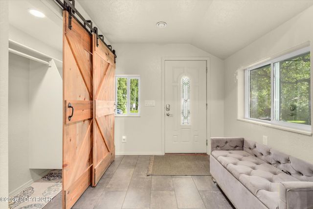 941 Woodmar Place, Anchorage, AK 99515