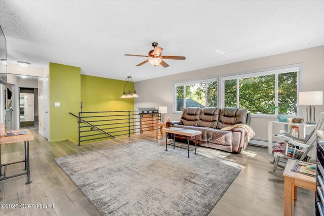 941 Woodmar Place, Anchorage, AK 99515