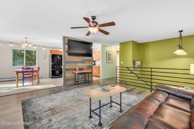 941 Woodmar Place, Anchorage, AK 99515