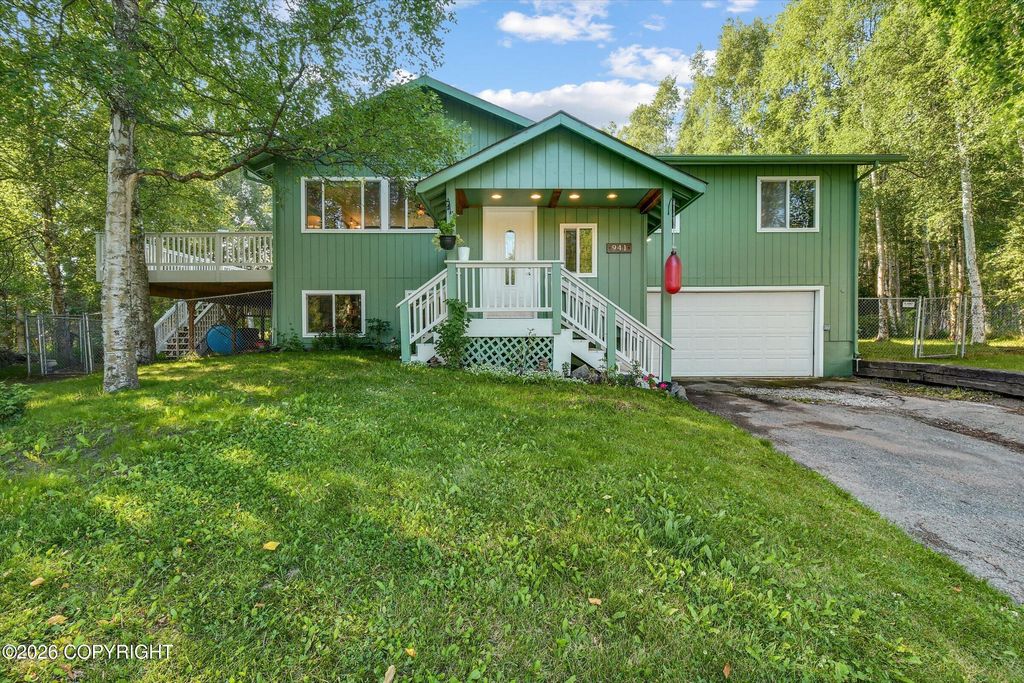 941 Woodmar Place, Anchorage, AK 99515