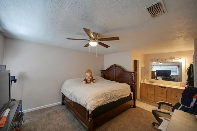 2754 Flintrock Circle, Houston, TX 77067