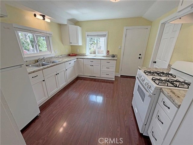 810 Pine, Corona, CA 92879