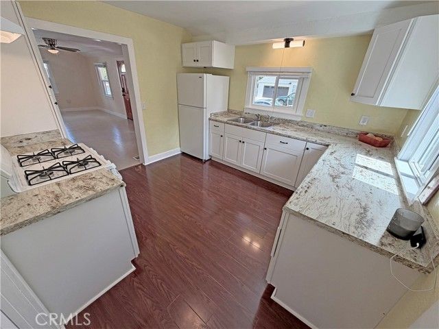 810 Pine, Corona, CA 92879