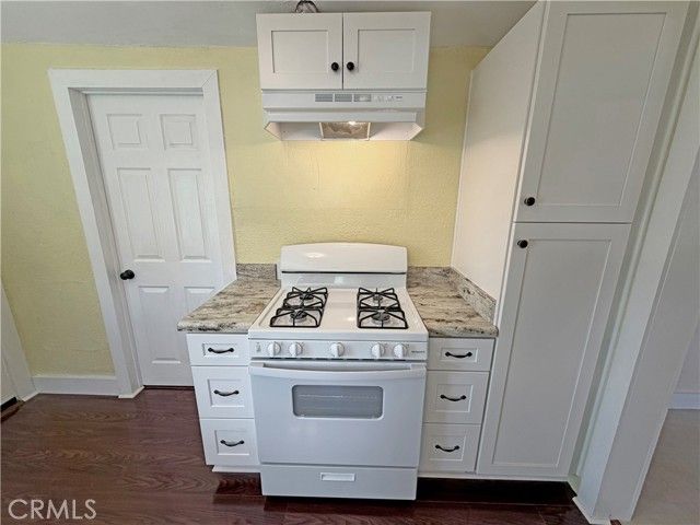 810 Pine, Corona, CA 92879