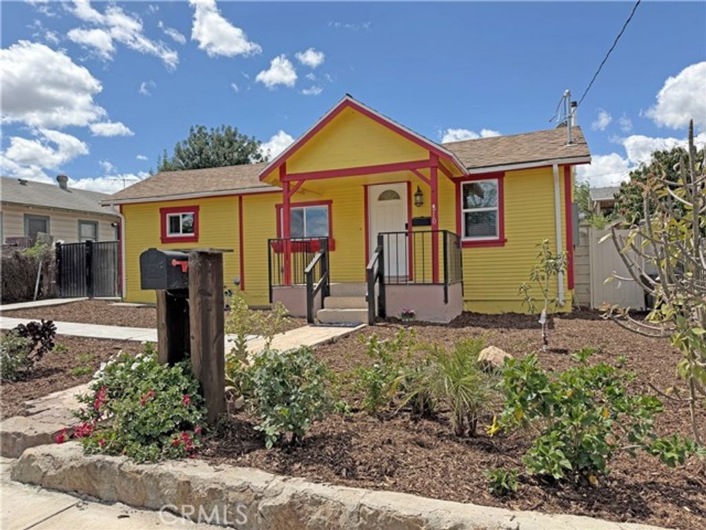 810 Pine, Corona, CA 92879