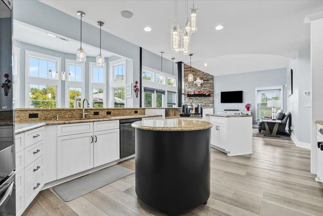 2491 Bay Pointe Drive, Saint Joseph, MI 49085