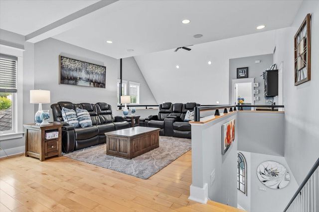 2491 Bay Pointe Drive, Saint Joseph, MI 49085