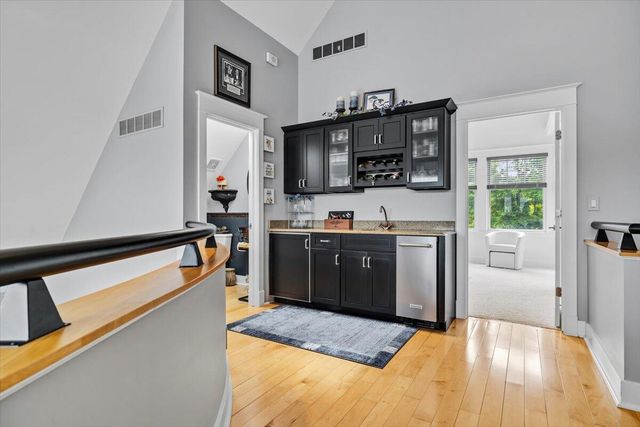 2491 Bay Pointe Drive, Saint Joseph, MI 49085