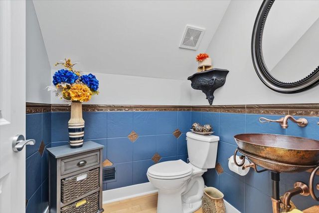 2491 Bay Pointe Drive, Saint Joseph, MI 49085