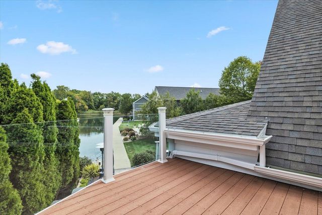 2491 Bay Pointe Drive, Saint Joseph, MI 49085