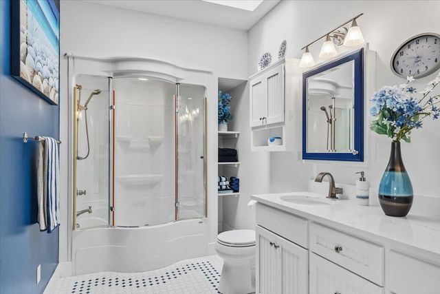 2491 Bay Pointe Drive, Saint Joseph, MI 49085