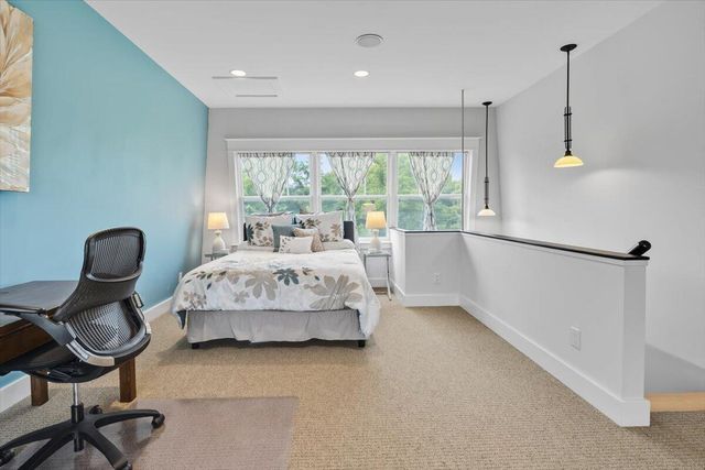 2491 Bay Pointe Drive, Saint Joseph, MI 49085