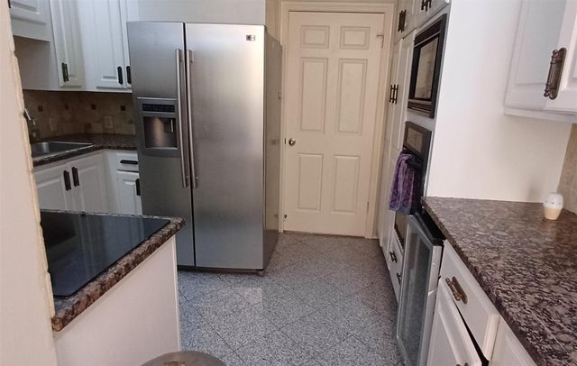 3350 Mccue Road 201, Houston, TX 77056