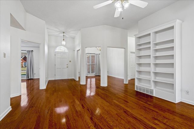 153 IRBY GLADE CV, Collierville, TN 38017