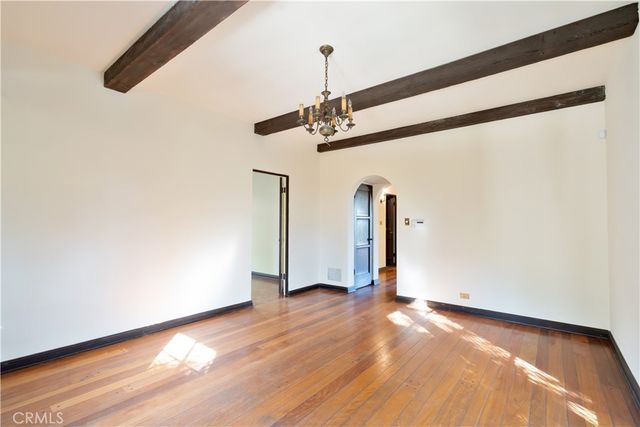 1968 N Wilton, Los Angeles, CA 90068