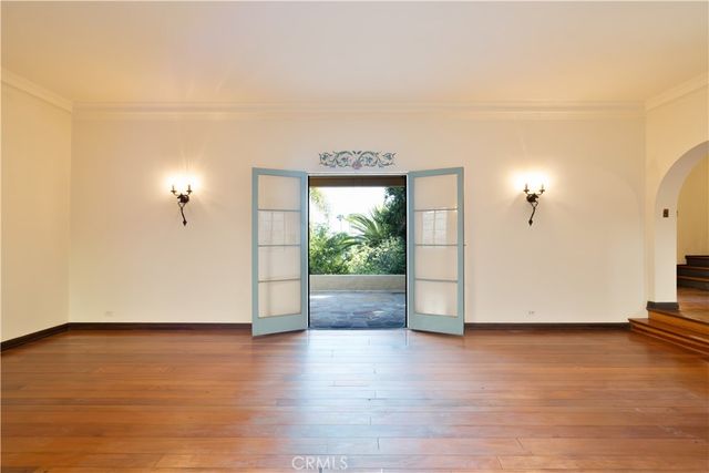 1968 N Wilton, Los Angeles, CA 90068