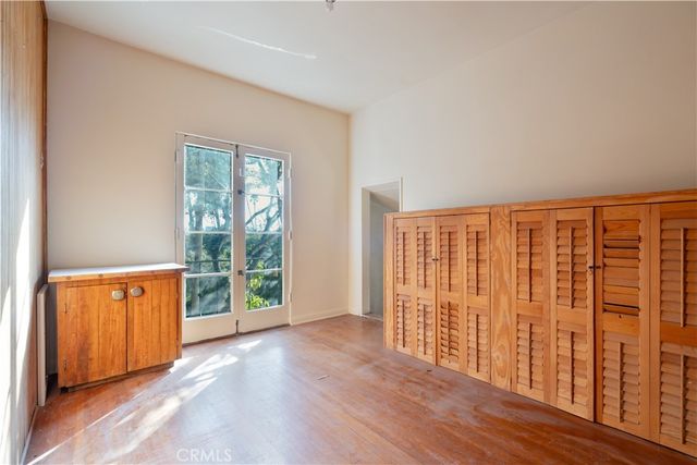 1968 N Wilton, Los Angeles, CA 90068