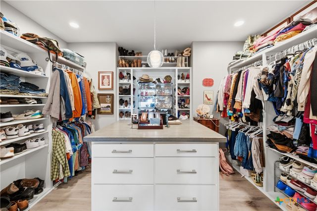 2244 W US Highway 90a, Hallettsville, TX 77964