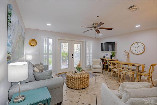 13500 Sandy Key Dr 105W, Pensacola, FL 32507