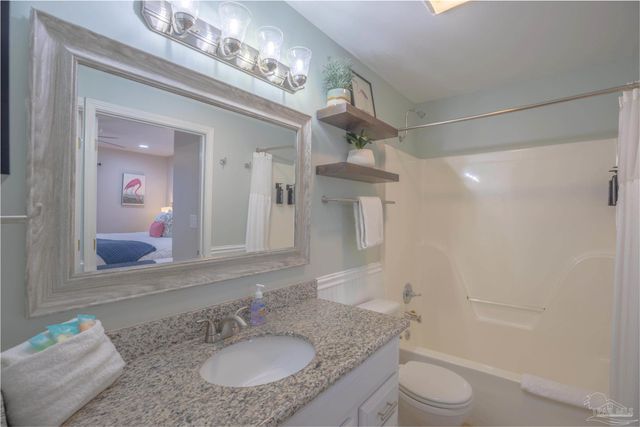 13500 Sandy Key Dr 105W, Pensacola, FL 32507