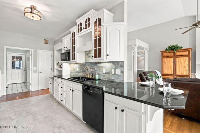 3256 Mullet Creek Place SE, Bolivia, NC 28422
